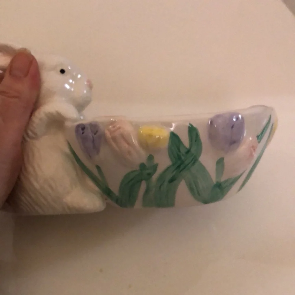 ⭐️Host Pick⭐️- Ceramic bowl with bunny - Picture 9 of 16